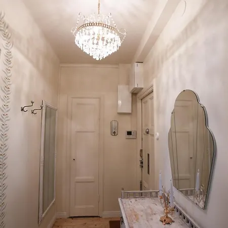 Enchanting 1br W/ King Bed In Unbeatable Location 公寓