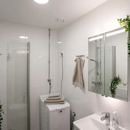 Enchanting 1br With King Bed In Unbeatable Location Apartment *