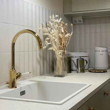 Enchanting 1br W/ King Bed In Unbeatable Location شقة *