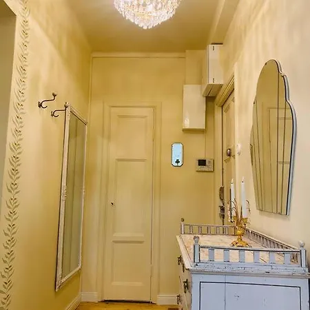 Apartment Enchanting 1br W/ King Bed In Unbeatable Location *