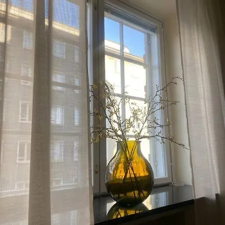 Apartamento Enchanting 1br W/ King Bed In Unbeatable Location *