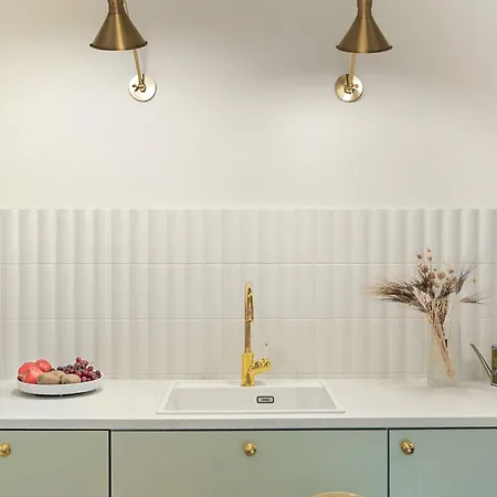 Enchanting 1br W/ King Bed In Unbeatable Location *