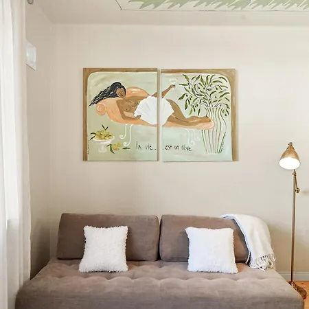 Enchanting 1br W/ King Bed In Unbeatable Location *